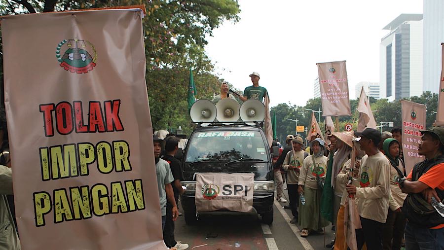 Aksi tersebut bertujuan untuk menegaskan kembali bahwa reforma agraria adalah sebuah kunci untuk mewujudkan kedaulatan pangan di Indonesia.