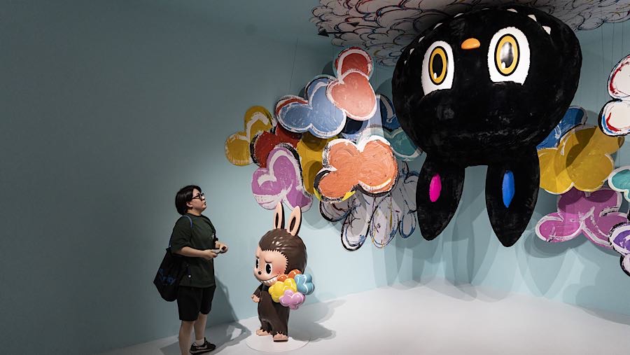 Hanya sedikit orang mengetahui kisah lengkap di balik sosok seri The Monsters, termasuk Labubu. (Qilai Shen/Bloomberg)