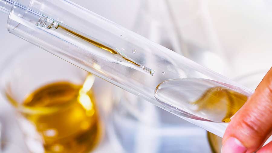 Ilustrasi Bioetanol (Envato)