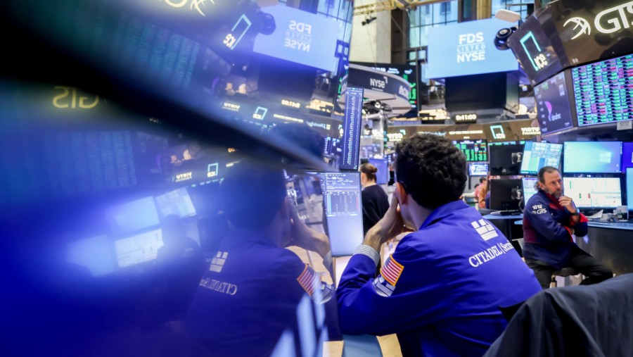 Suasana di pasar saham NYSE. (Michael Nagle/Bloomberg)