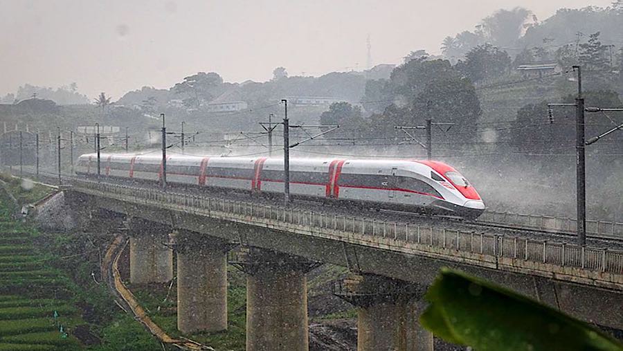 Kereta cepat Whoosh. (dok. KCIC)
