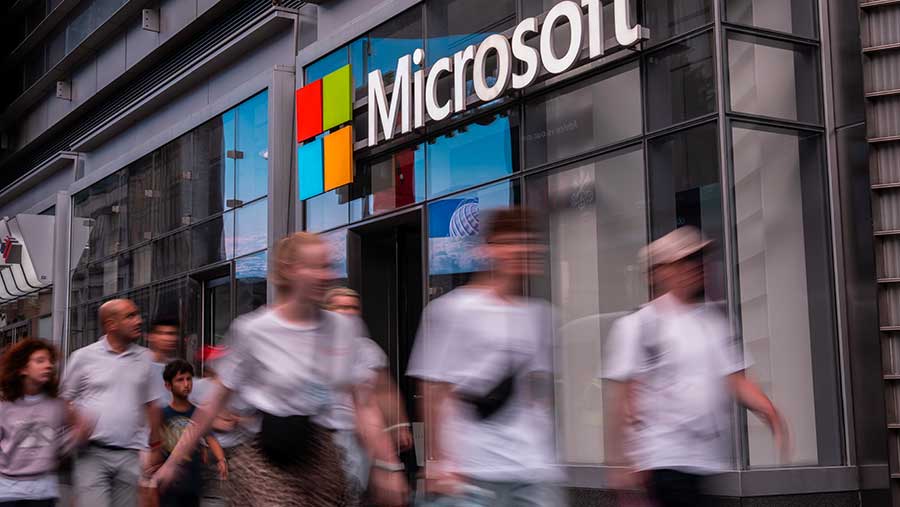 Belanja AI Adalah Hal yang Paling Penting dalam Pendapatan Alphabet dan Microsoft (Bloomberg)