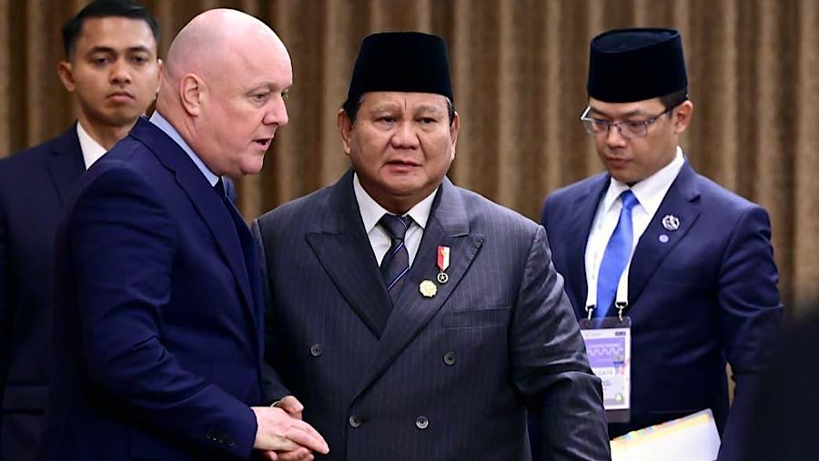 Presiden Prabowo Subianto bertemu Perdana Menteri (PM) Selandia Baru Christopher Luxon di sela KTT APEC 2025 Korea Selatan. (Dok BPMI)