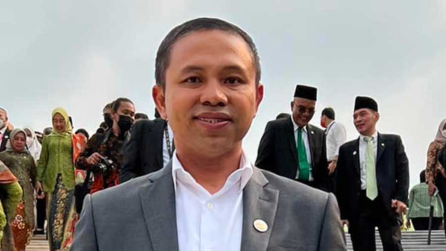 Gubernur Riau Abdul Wahid (Dok. Facebook/Abdul Wahid)
