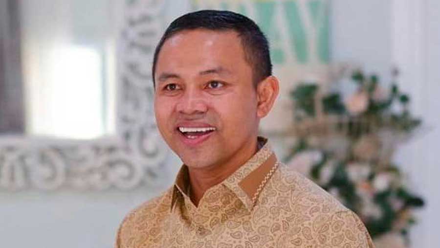 Gubernur Riau Abdul Wahid (Dok. Facebook/Abdul Wahid)