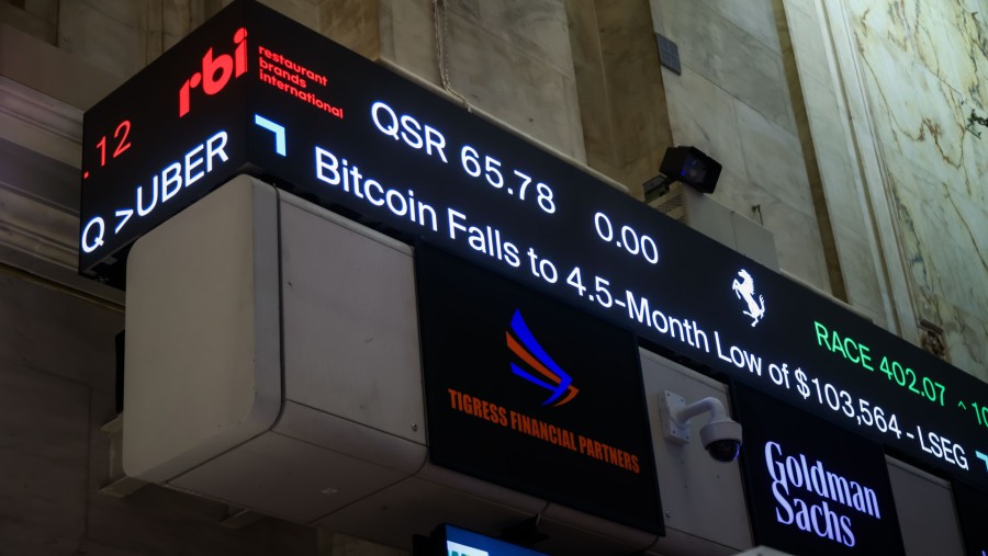 Ilustrasi berita Bitcoin selama penawaran umum perdana (IPO) Beta Technologies Inc. di NYSE. Michael Nagle/Bloomberg