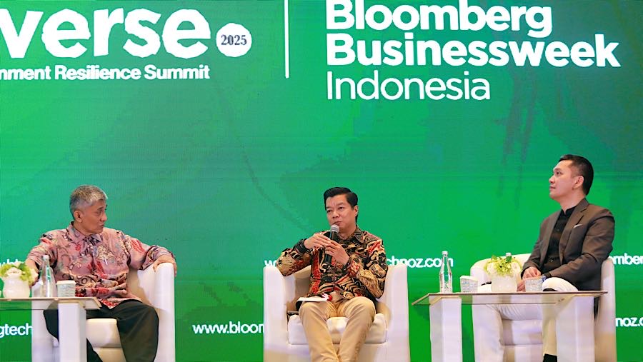 Perbincangan semakin hangat dengan hadirnya Pj. Corporate Secretary Pertamina Patra Niaga Roberth Marcelino Verieza. (Bloomberg Technoz/Andrean K)