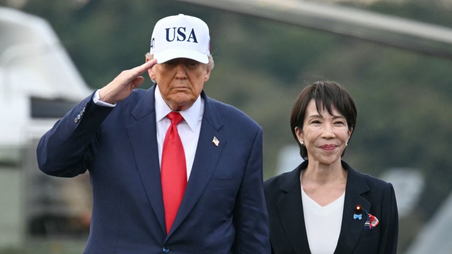 Donald Trump dan PM Jepang Sanae Takaichi. (Bloomberg)