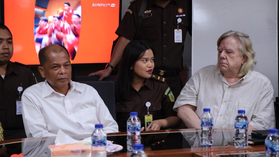 Direktur Penindakan pada Jaksa Agung Muda Bidang Pidana Militer Kejagung Andi Suci Agustiansyah dalam konferensi pers. (Dovana/Bloomberg technoz)