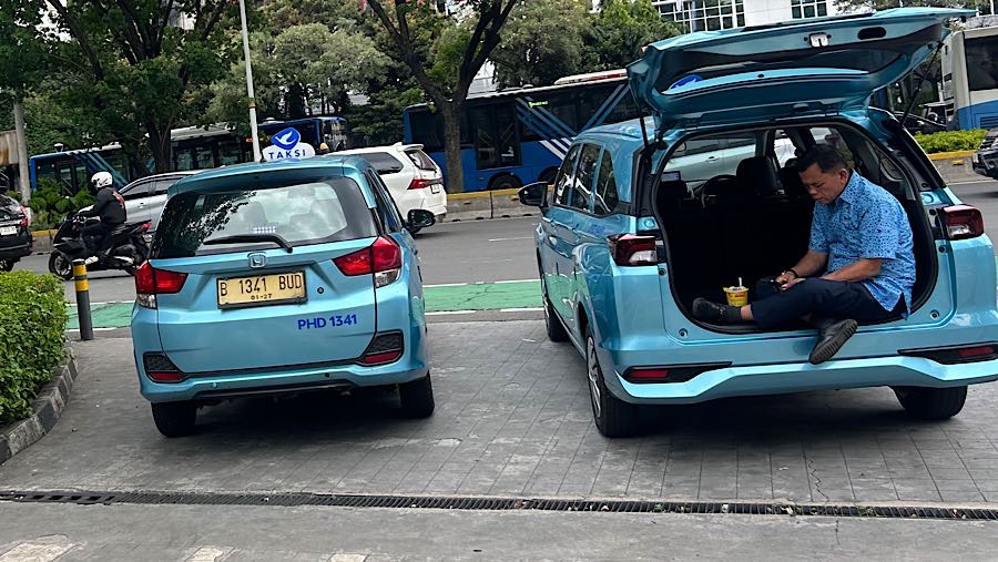 Publik saat ini sedang menunggu pengumuman resmi Upah Minimum Provinsi (UMP) 2026. (Bloomberg Technoz/Andrean Kristianto)