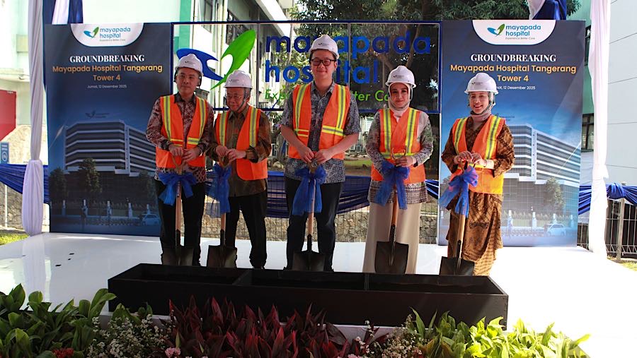 Seremoni peletakan batu pertama (groundbreaking) gedung ke-4 di Mayapada Hospital Tangerang, Jumat (12/12/2025). (Bloomberg Technoz/ Andrean)
