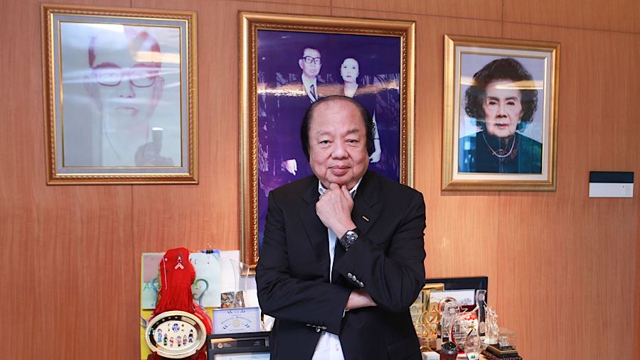 Pendiri Mayapada Group sekaligus Komisaris Utama PT Bank Mayapada Internasional Tbk, Dato’ Sri Tahir. (Bloomberg Technoz/ Andrean Kristianto)