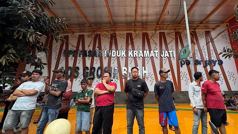 Nantinya, Perumda Pasar Jaya menyiapkan tempat penampungan sementara bagi pedagang yang terdampak kebakaran. (Bloomberg Technoz/Andrean Kristianto)