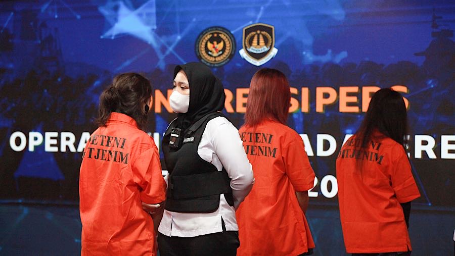 Direktorat Jenderal Imigrasi menjaring 220 Warga Negara Asing yang diduga melakukan pelanggaran keimigrasian dalam Operasi Wirawaspada.