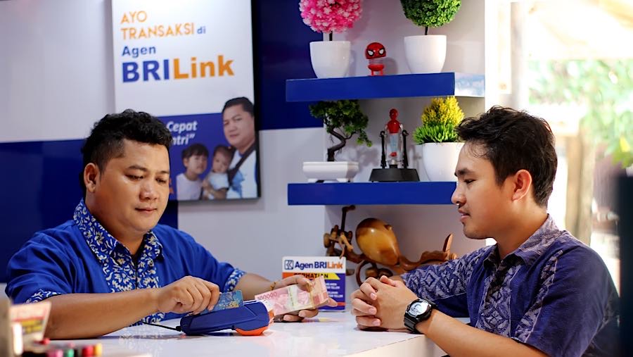 BRI tetap melayani berbagai kebutuhan transaksi masyarakat selama periode libur Natal 2025 dan Tahun Baru 2026 (Nataru). (dok. BRI)