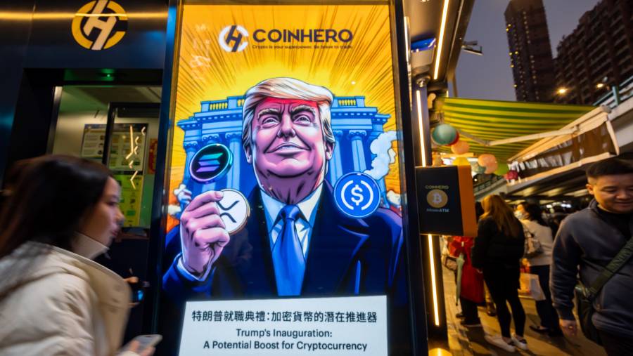 Papan iklan Bitcoin di era keemasan saat Donald Trump menjabat Presiden AS periode keduanya. Paul Yeung/Bloomberg