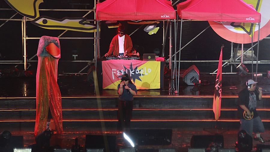 Sejumlah musisi hadir menghibur masyarakat yang datang. (Bloomberg Technoz/Andrean Kristianto)