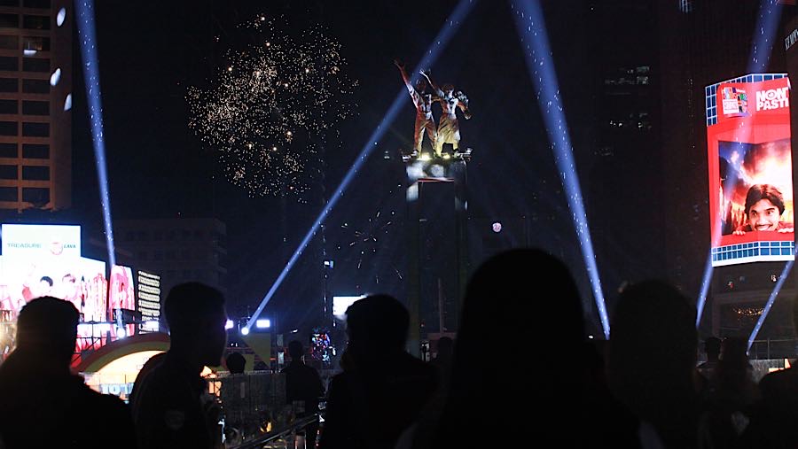 Perayaan tahun baru 2026 di Jakarta dirancang tanpa pesta kembang api serta melarang warga untuk menyalakannya. (Bloomberg Technoz/Andrean Kristianto)