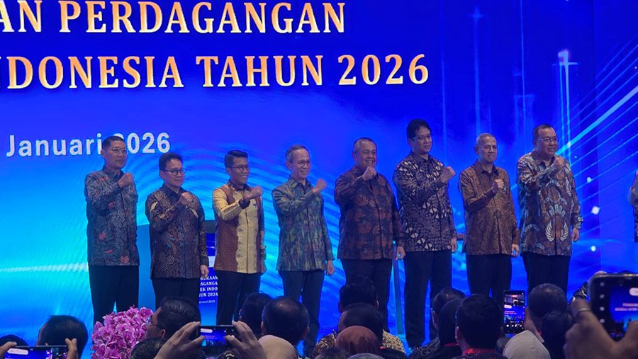 Pembukaan Perdagangan BEI 2026, ka ki Inarno Djajadi, Mirza Adityaswara, Misbakhun, Mahendra Siregar, Perry W. (Bloomberg Technoz/Houtmand P. Saragih)