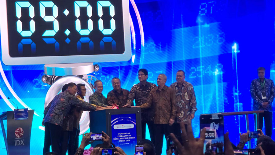 Pembukaan Perdagangan BEI 2026, ka ki Inarno Djajadi, Mirza Adityaswara, Misbakhun, Mahendra Siregar, Perry W. (Bloomberg Technoz/Houtmand P. Saragih)