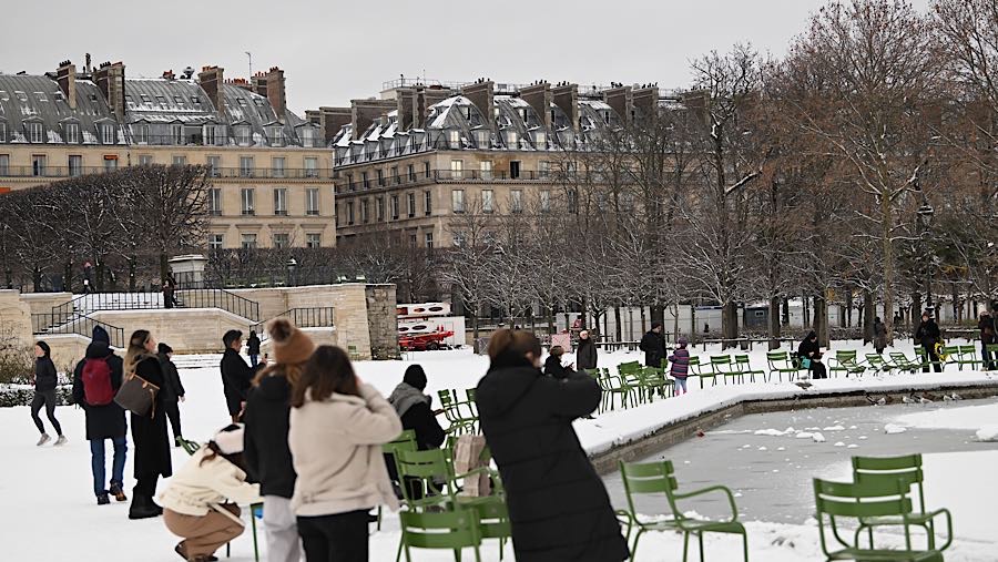 Penurunan suhu terjadi secara signifikan pada awal pekan. (Benjamin Girette/Bloomberg)