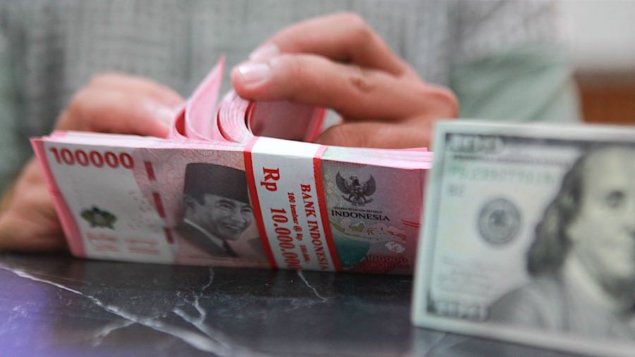 Menutup perdagangan hari keenam tahun ini, rupiah masih belum menunjukkan penguatan. (Bloomberg Technoz/Andrean Kristianto)