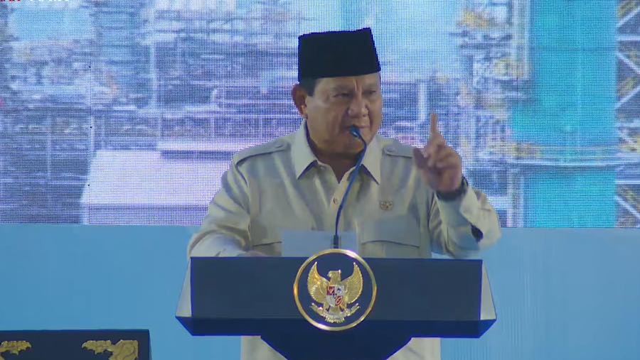 Presiden Prabowo Subianto saat meresmikan RDMP Balikpapan. (Tangkapan Layar Youtube Setpres)
