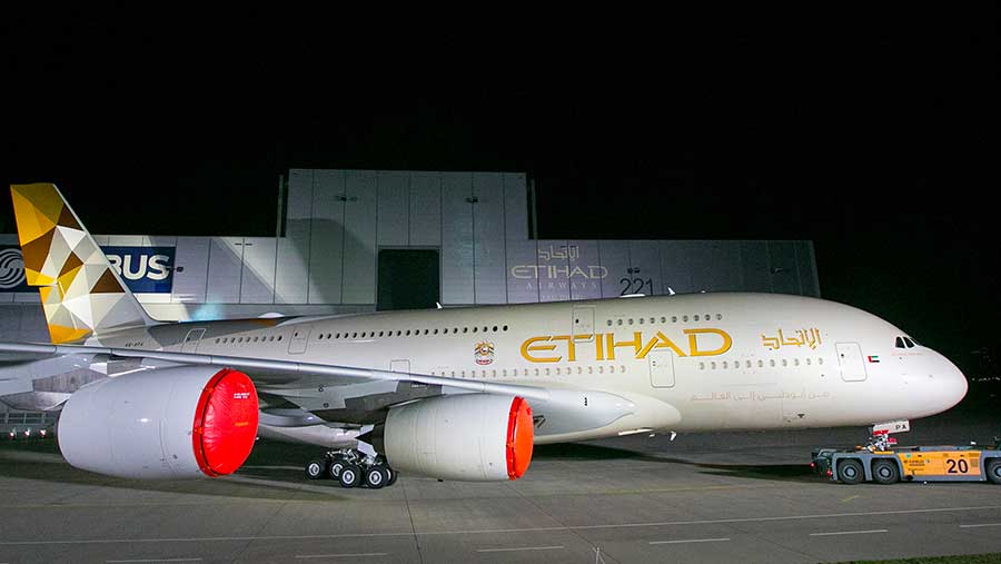 Pesawat Etihad Airways (Krisztian Bocsi/Bloomberg)
