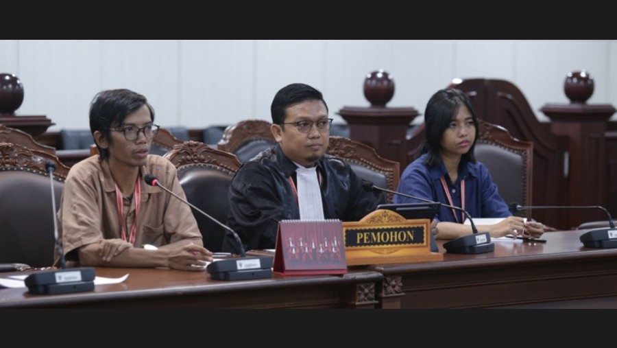 Dua pengaju gugatan kuota internet hangus ke MK. (Dok MKRI)