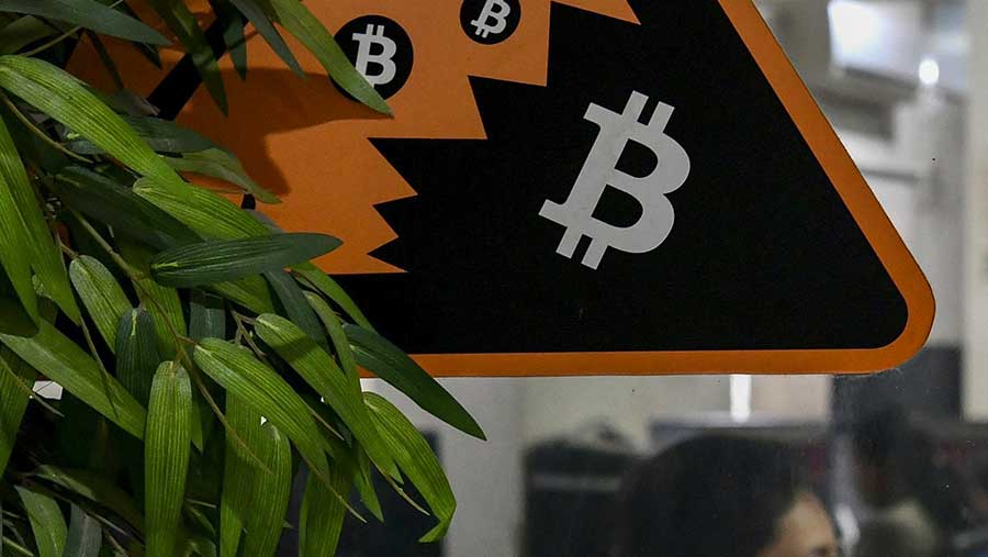 Jefferies Wood Menjatuhkan Saham Bitcoin karena Ancaman dari Komputasi Kuantum (Bloomberg)