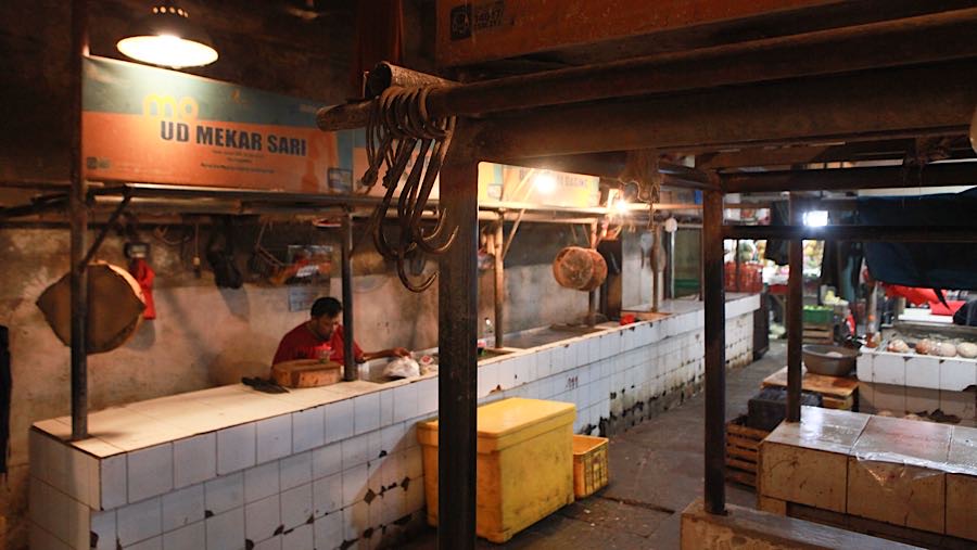 Aksi tersebut dilakukan sebagai bentuk protes dan keprihatinan harga dan permintaan daging belakangan ini. (Bloomberg Technoz/Andrean Kristianto)