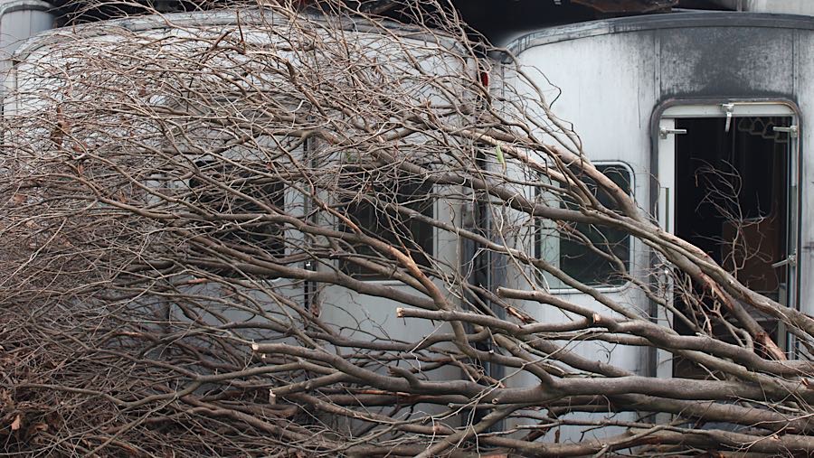 Kerusakan berat dan masa konservasi atau afkir menjadi alasan utama penghentian penggunaannya. (Bloomberg Technoz/Andrean Kristianto)