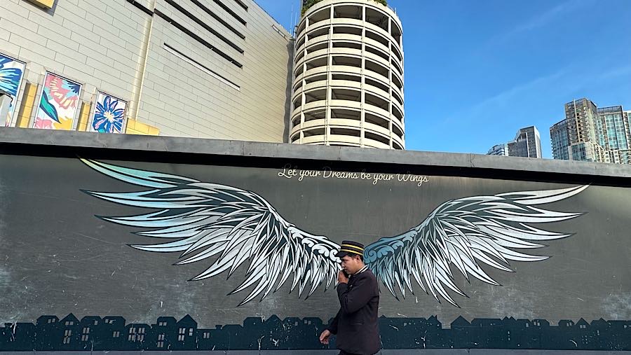 Realisasi nilai investasi langsung diklaim telah menyerap 2,71 juta tenaga kerja Indonesia pada 2025. (Bloomberg Technoz/Andrean Kristianto)