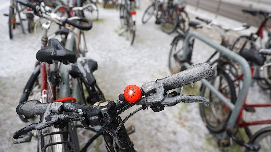 Salju lebat juga diperkirakan terjadi di Denmark dan Polandia, yang telah mengeluarkan peringatan kuning. (Krisztian Bocsi/Bloomberg)