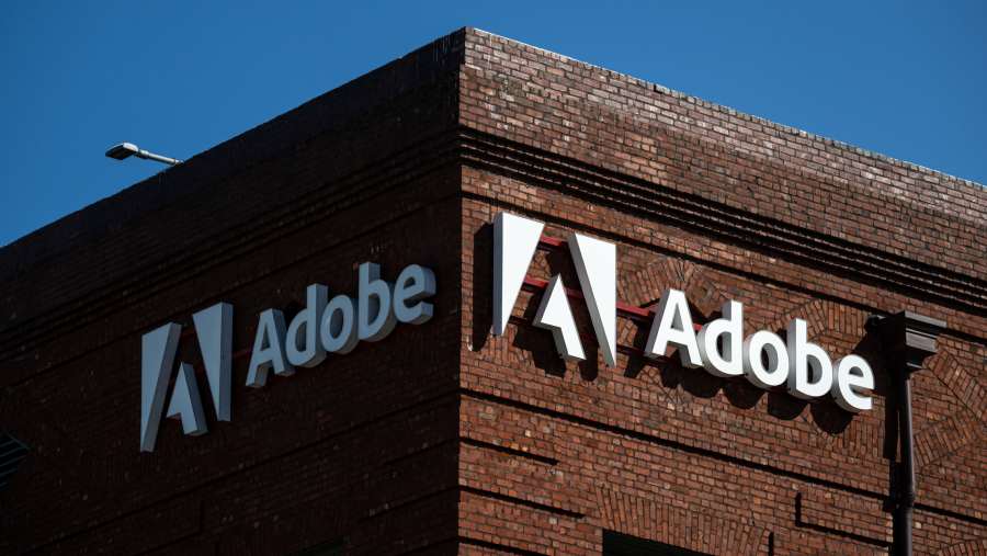 Papan nama Adobe. Bloomberg