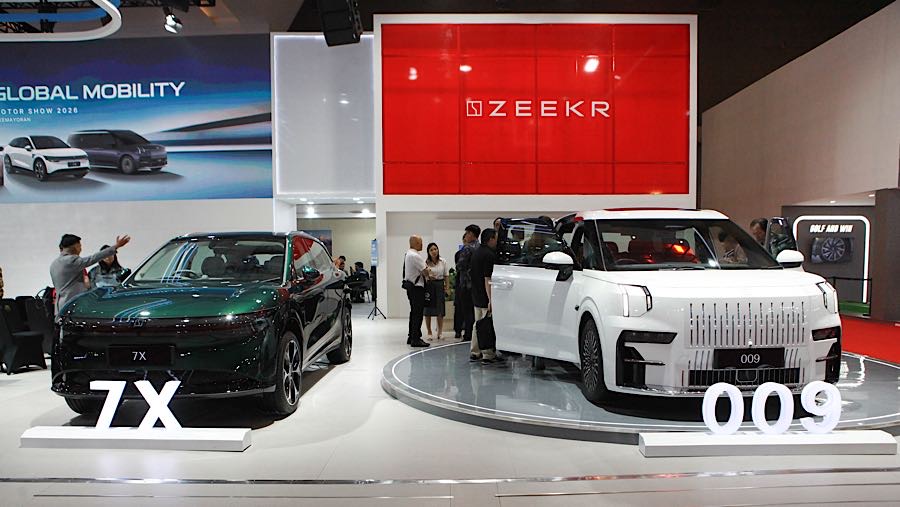 Geely Group membawa sub-brand listrik premiumnya, Zeekr, ke Indonesia dengan membawa dua model Zeekr 7X dan Zeekr 009.
