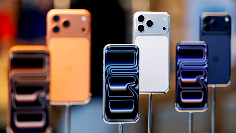 iPhone 17 berhasil mengatasi stagnasi penjualan China Mobile di bulan Januari. (Bloomberg)