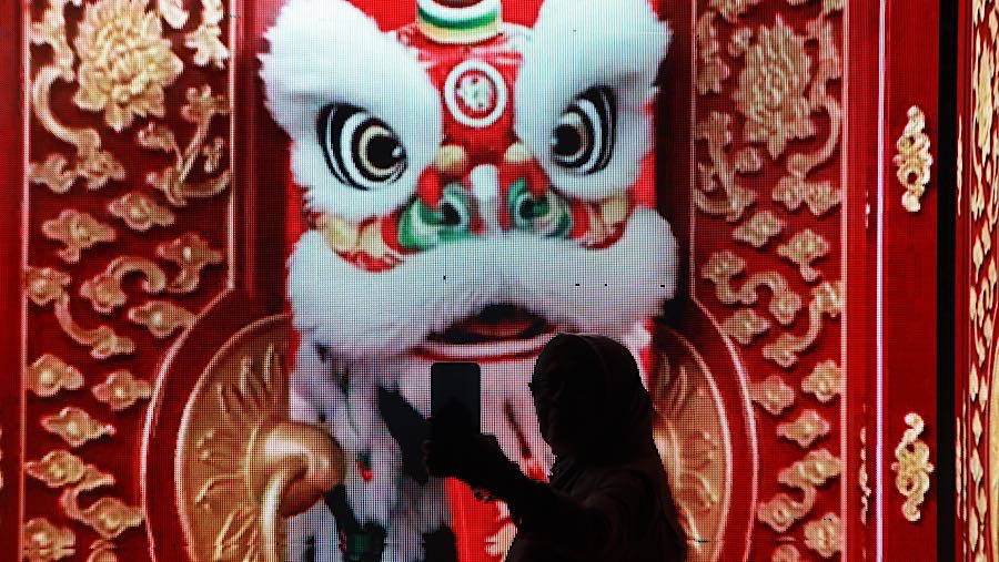 Serta perayaan Cap Go Meh pada 3 Maret di Pancoran Chinatown Point. (Bloomberg Technoz/Andrean Kristianto)