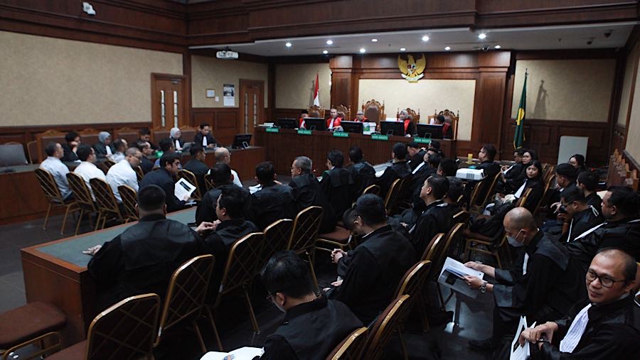 Pada Jumat (13/2/2026), Jaksa Penuntut Umum (JPU) telah membacakan tuntutan untuk sembilan terdakwa.  (Bloomberg Technoz/Andrean K)
