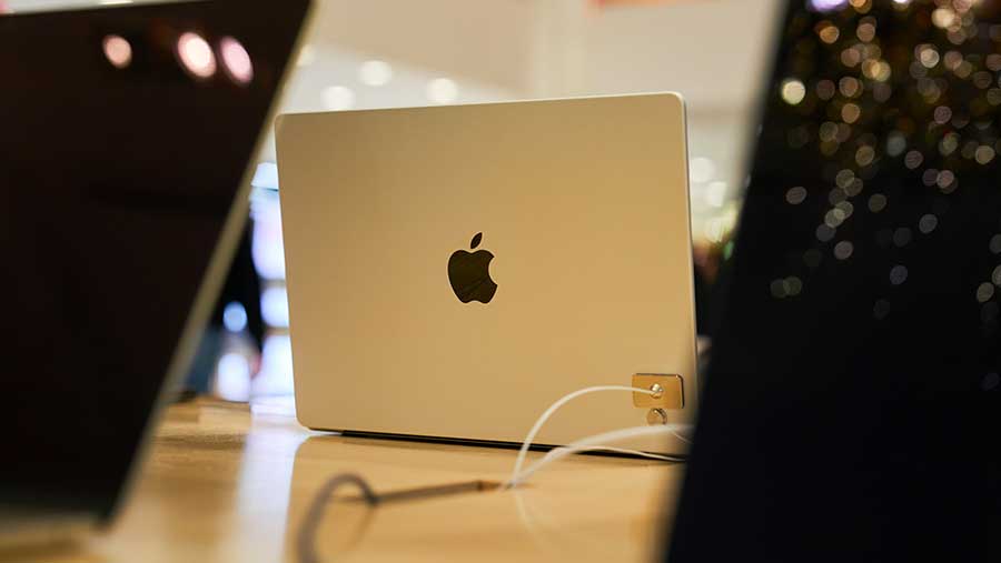 MacBook Pro Layar Sentuh Apple Akan Memiliki Desain Dynamic Island dan Antarmuka Baru. (Bloomberg)