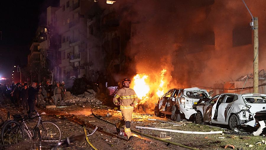 Pertemian itu untuk menjalani putaran ketiga negosiasi mengenai aktivitas nuklir Iran. (Kobi Wolf/Bloomberg)