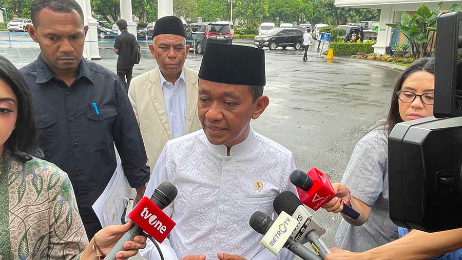 Bahlil Lahadalia di Istana sore ini (2/3/2026). (Bloomberg Technoz/Azura Yumna)
