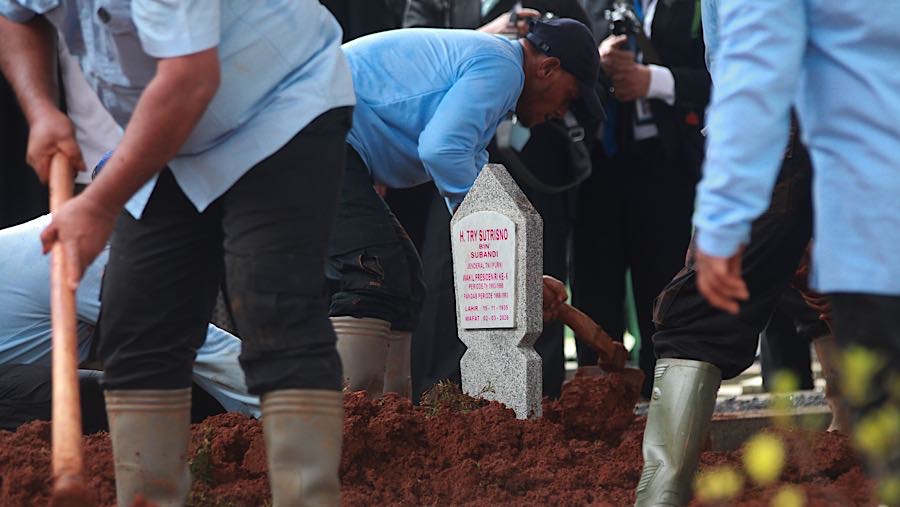 Dia pernah menjabat sebagai KSAD hingga Panglima ABRI di era Presiden Soeharto. (Bloomberg Technoz/Andrean Kristianto)