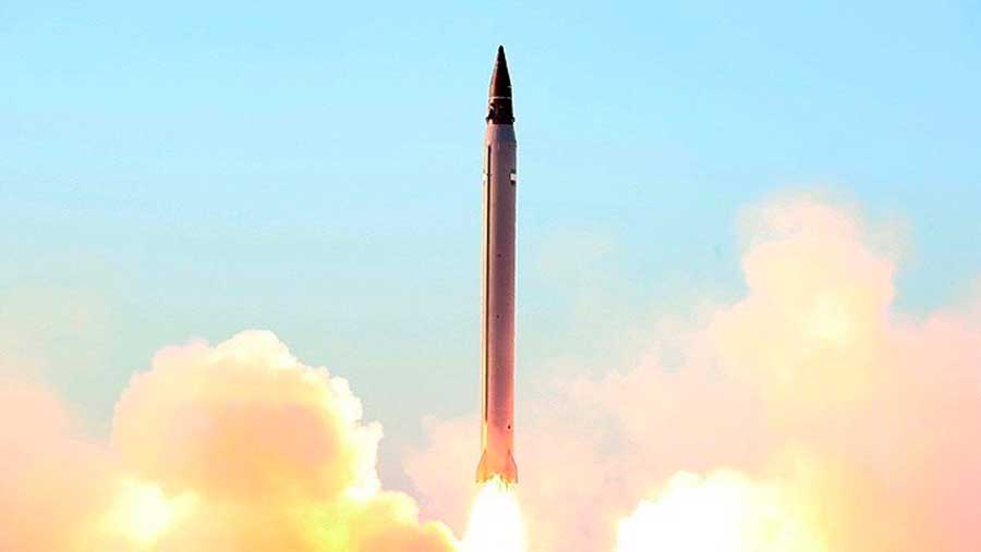 Ilustrasi Rudal Emad dan Ghadr milik Iran (Dok. Ist)