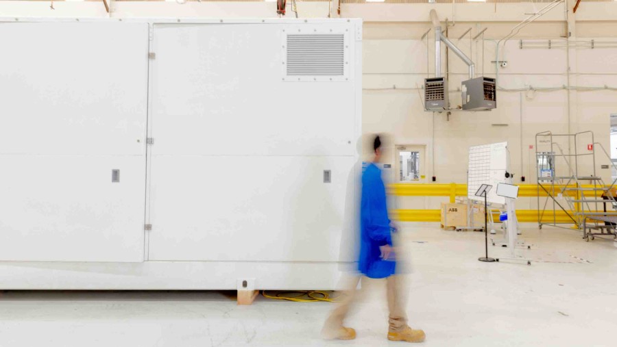 Lokasi pengembangan modul baterai dengan daya tahan tinggi milik perusahaan penyimpanan energi, Form Energy. dok: Poppy Lynch/Bloomberg