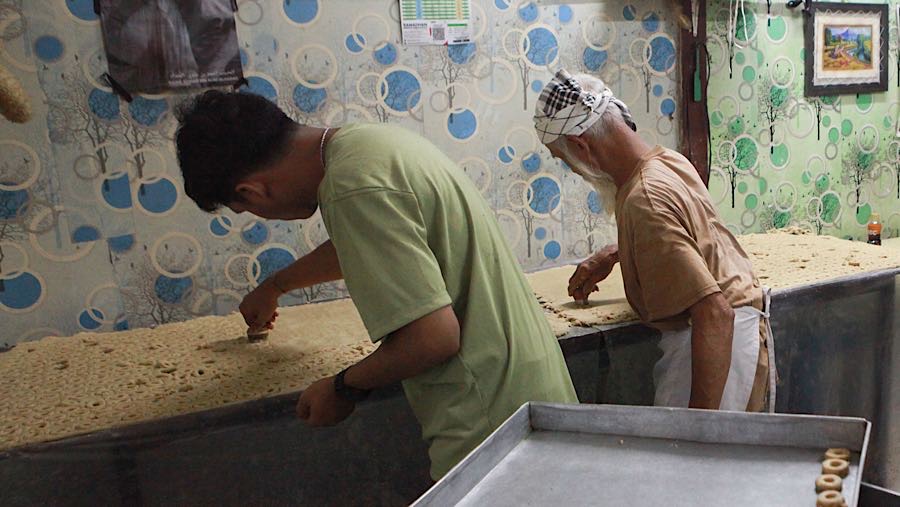 Hal tersebut dirasakan sejak akhir Januari yang turut mendorong kenaikan omzet penjualan. (Bloomberg Technoz/Andrean Kristianto)