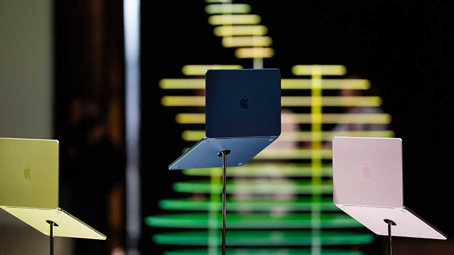 Acara Peluncuran Produk Apple di New York (Bloomberg/Adam Gray)