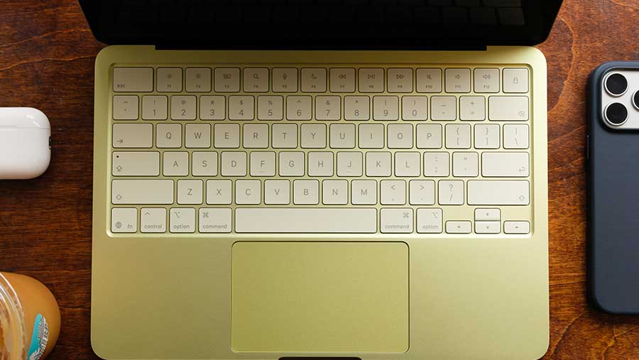 MacBook Neo Apple Seharga $599 (Bloomberg)