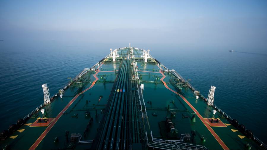 Kapal tanker minyak. (Bloomberg)