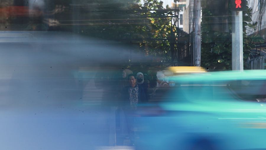 Kebijakan work from anywhere (WFA) bagi pegawai pemerintah dan swasta menjelang libur Lebaran 2026 mulai berlaku hari ini.  (Bloomberg Technoz/Andre)